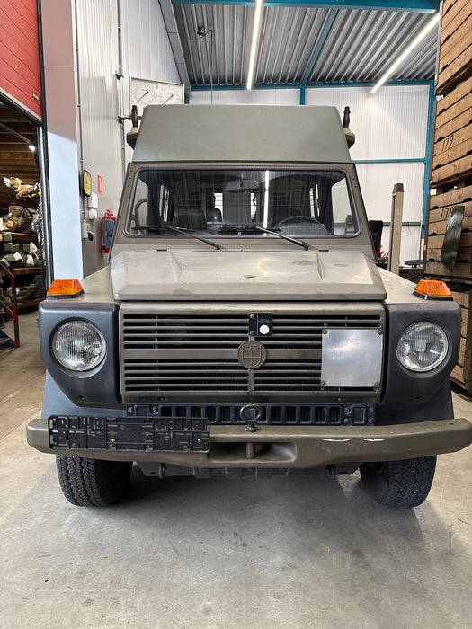 Mercedes-Benz G-230