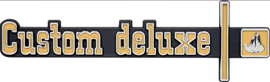 1973-74 Chevrolet/GMC Truck "Custom Deluxe" Dashboard Paneel Embleem