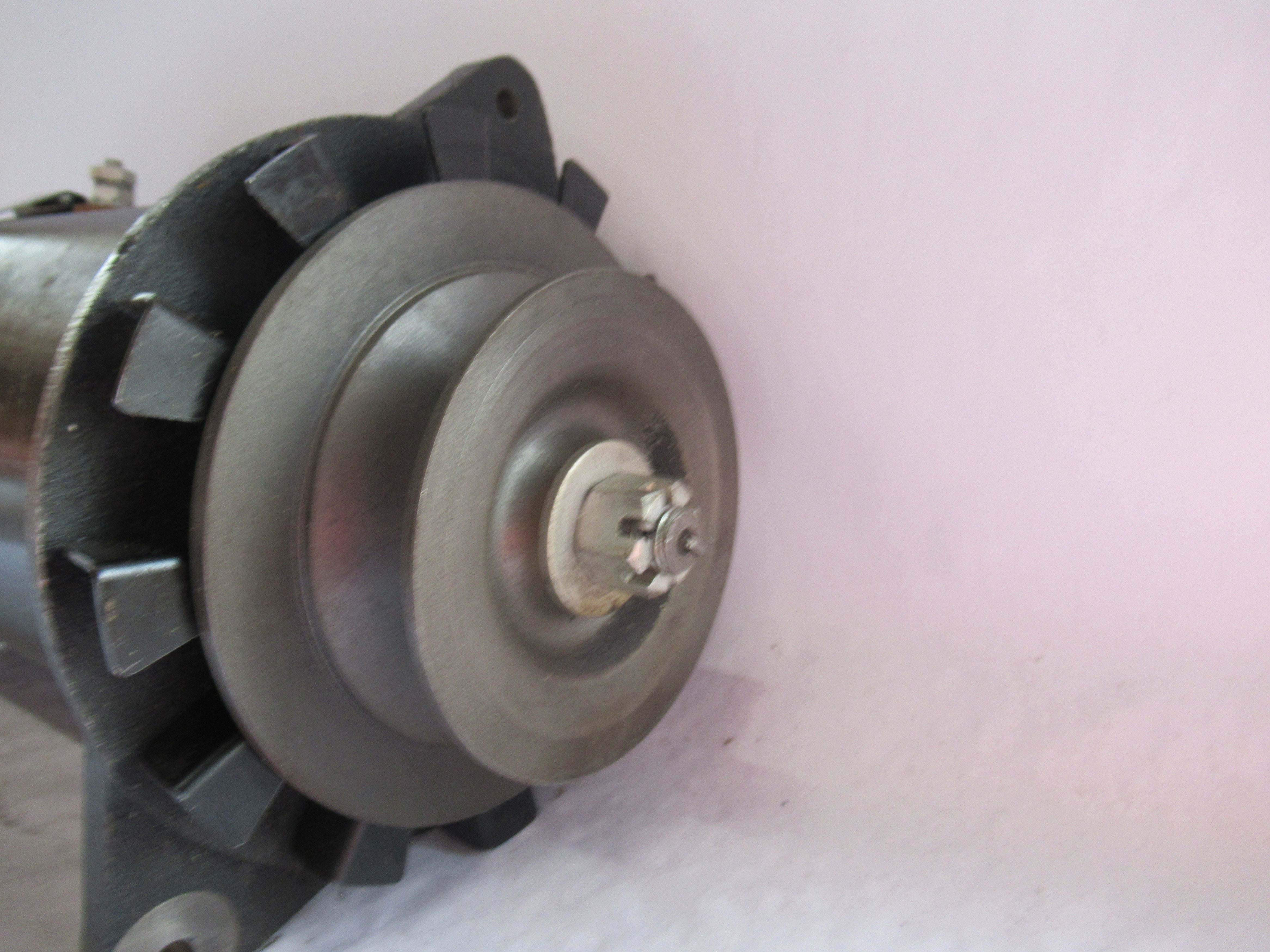 DYNAMO NOVI 8L 6V EUR 15,00 - FR DYNAMO NOVI 8L 6V EUR 15,00 - FR