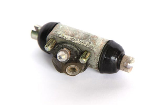 Wielremcilinder rechts achter 88" (tot juni 1980)