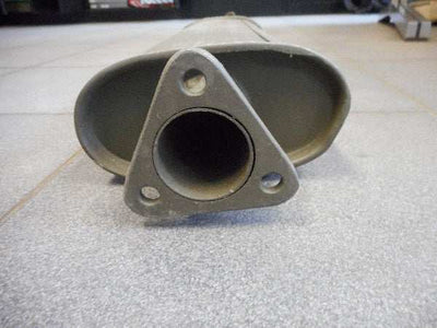 Uitlaatdemper in a metal triangular design, article number WO-649865.