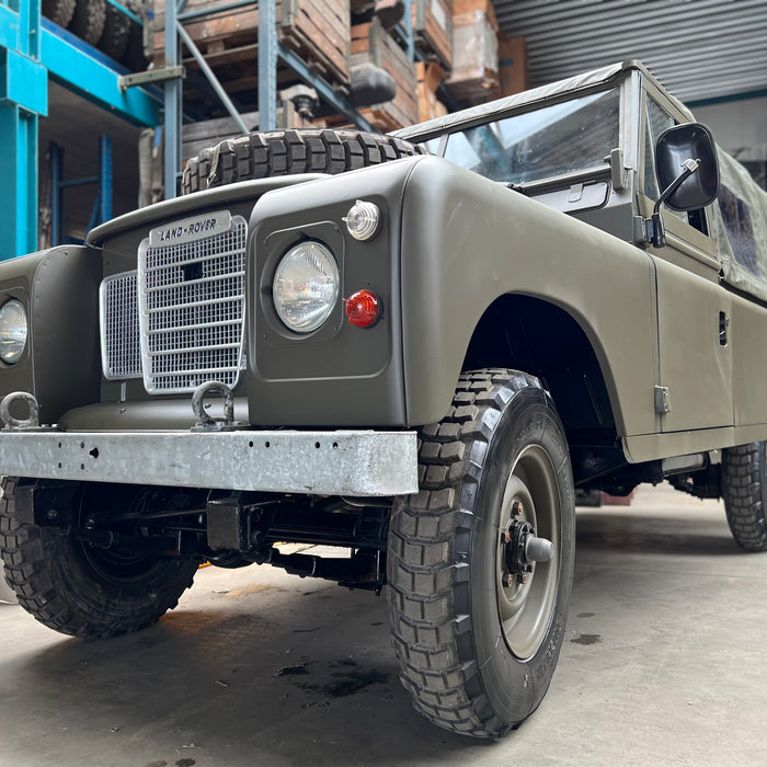 Land Rover 109 - 1982 Benzine Softtop LH