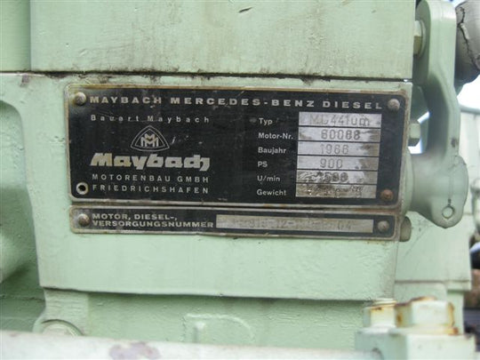 Maybach Mercedes-Benz motor