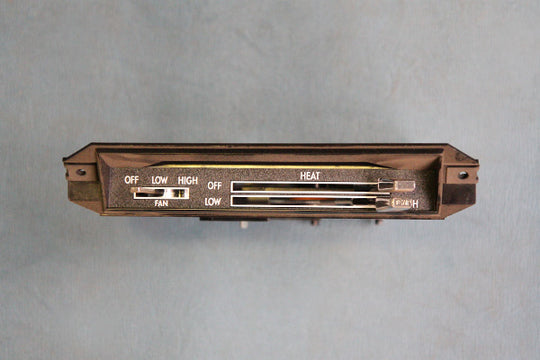 Kachelunit Dodge W200